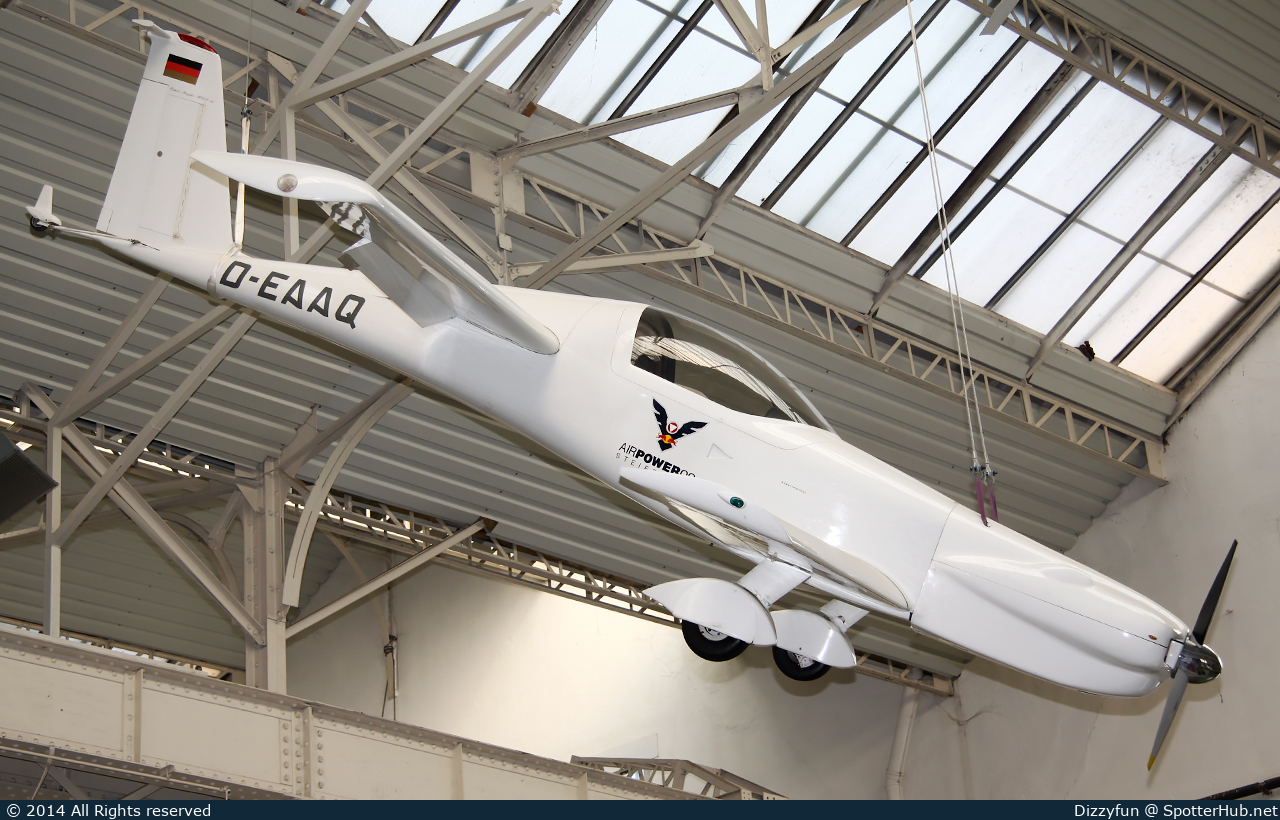 Photo of D-EAAQ - Viking Dragonfly operated by Technik Museum Speyer