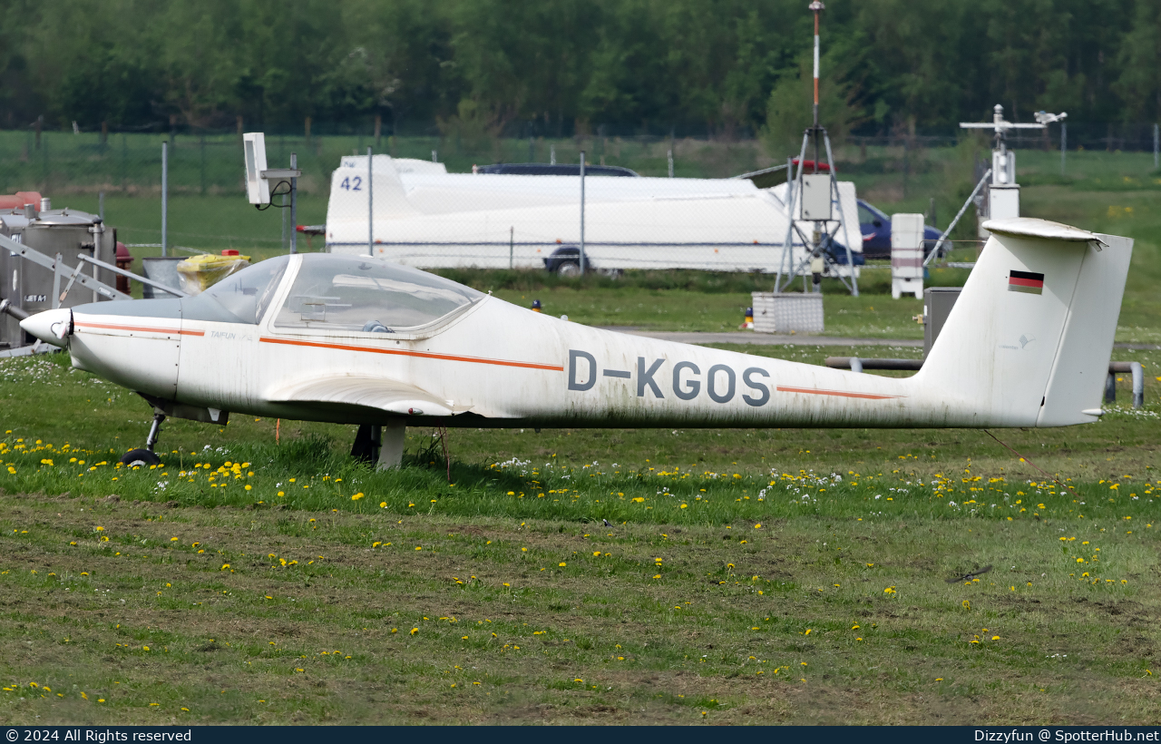 Photo of D-KGOS - Valentin Taifun 17E operated by Private