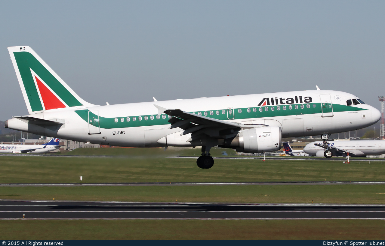 Photo of EI-IMG - Airbus A319-112 operated by Alitalia