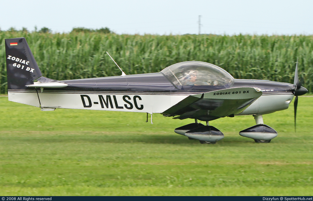Photo of D-MLSC - Zenair CH 601 DX Zodiac operated by Private