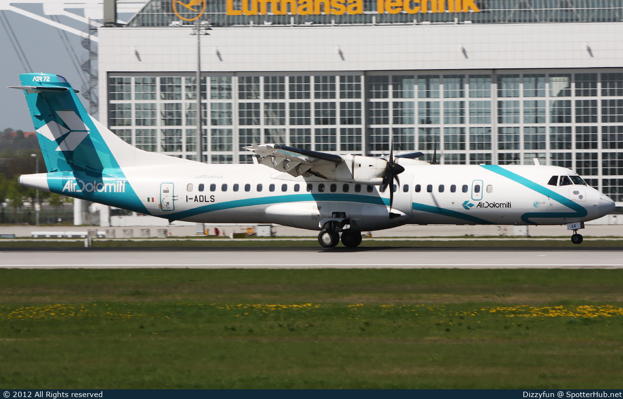 Photo of I-ADLS - ATR 72-500 operated by Air Dolomiti