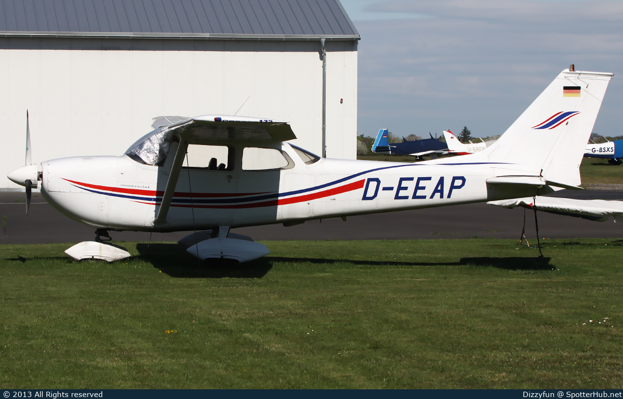 Photo of D-EEAP - Reims-Cessna FR172F Reims Rocket operated by Private
