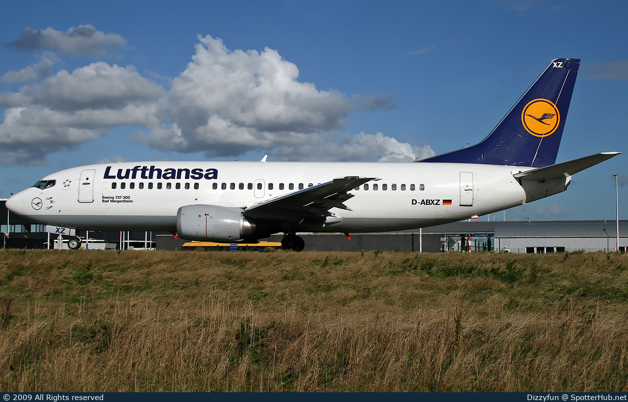Photo of D-ABXZ - Boeing 737-330 operated by Lufthansa