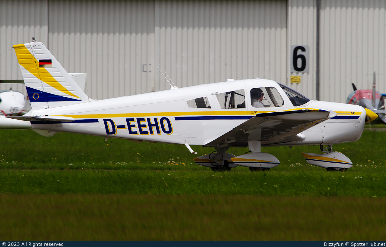 Photo of D-EEHO - Piper PA-28-140 Cherokee operated by Private