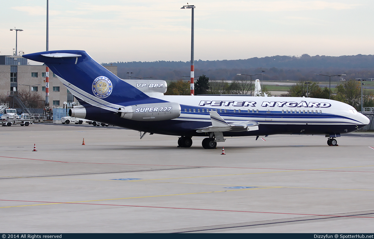 Photo of VP-BPZ - Boeing 727-17(RE) operated by Private