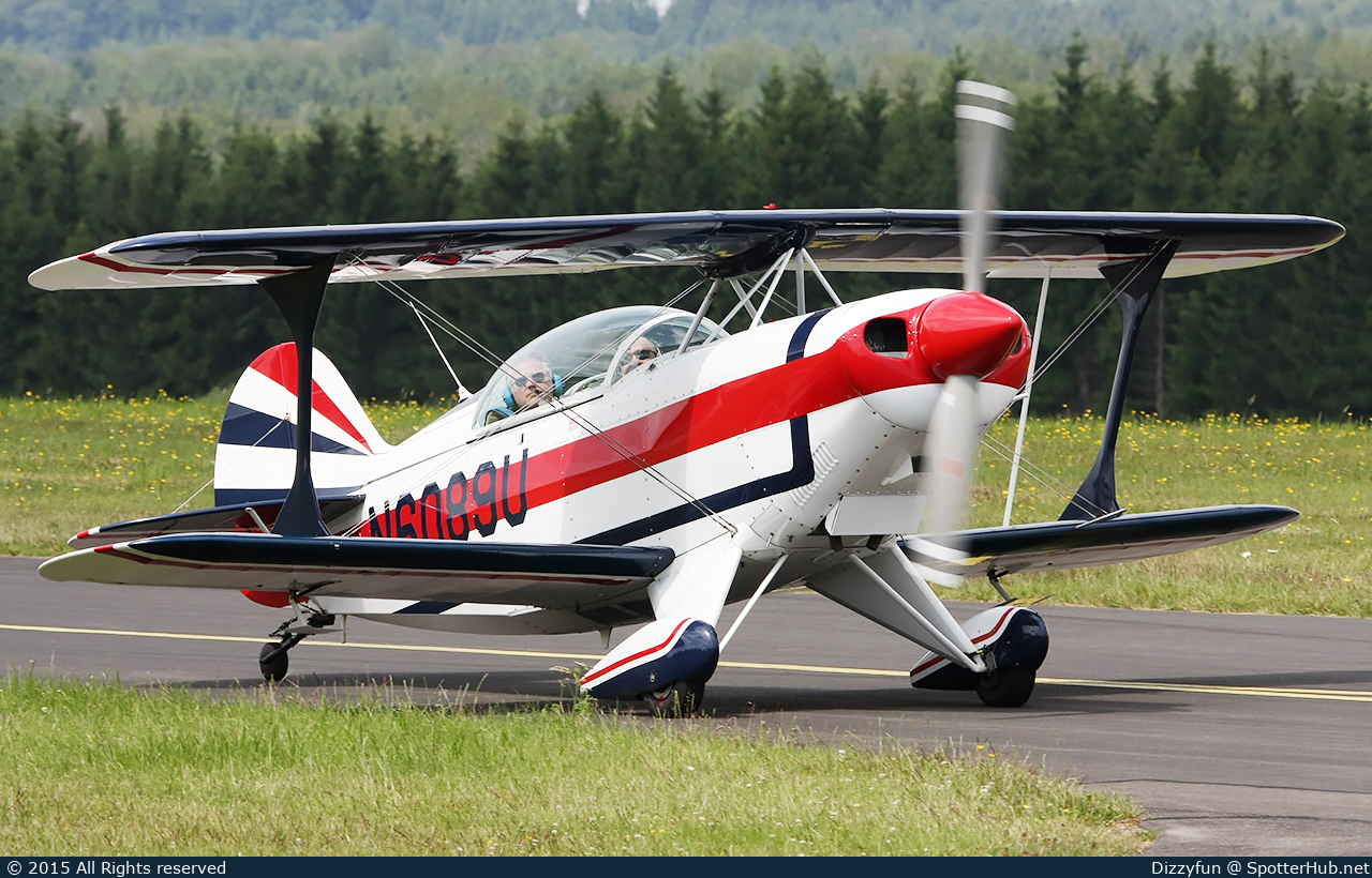 Photo of N6089U - Pitts S-2B Special operated by Private