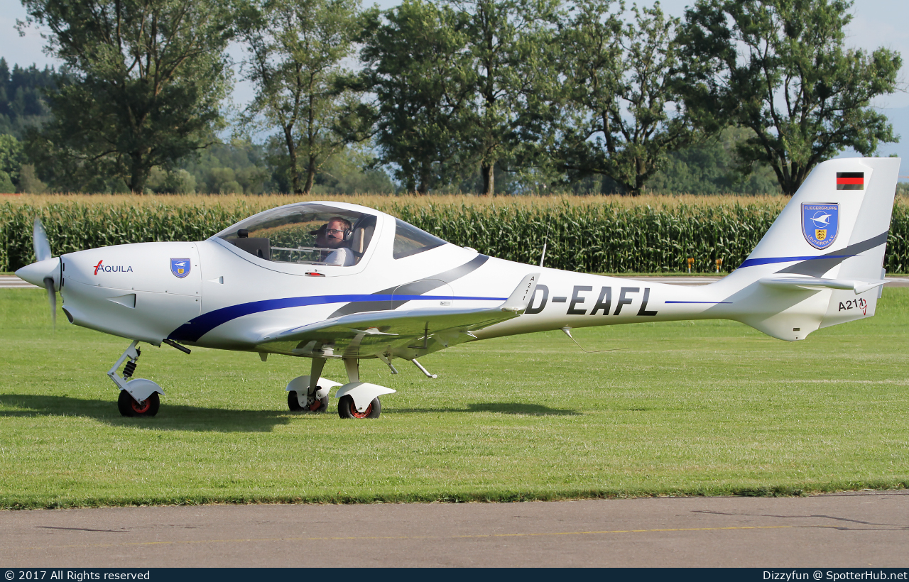 Photo of D-EAFL - Aquila A211 G operated by Fliegergruppe Leutkirch