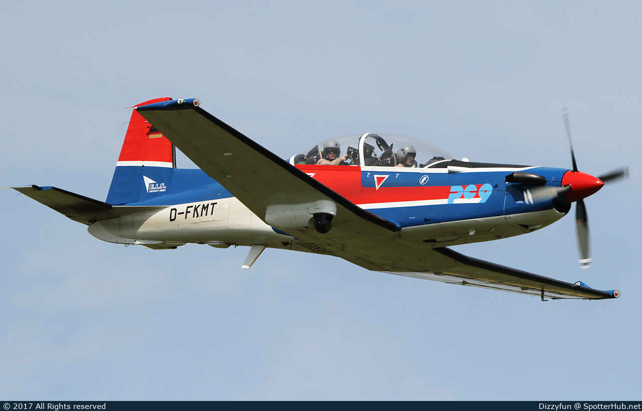 Photo of D-FKMT - Pilatus PC-9B operated by E.I.S. Aircraft