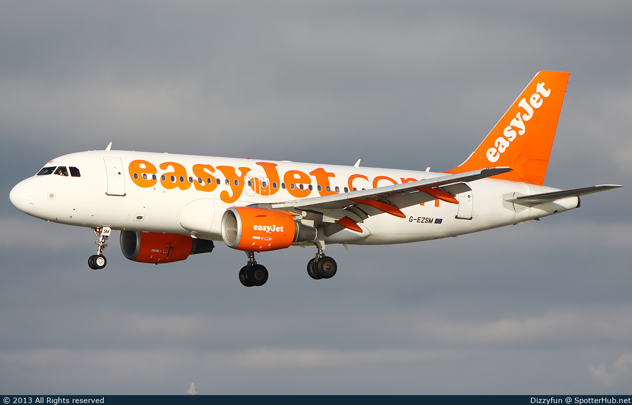 Photo of G-EZSM - Airbus A319-111 operated by easyJet