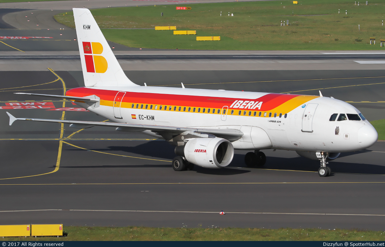 Photo of EC-KHM - Airbus A319-111 operated by Iberia