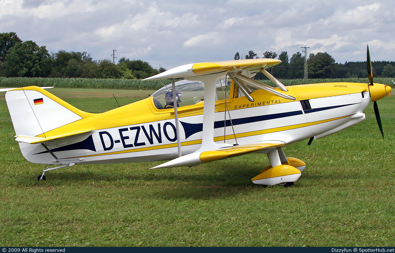 Photo of D-EZWO - FK-Lightplanes FK12 Comet operated by Private
