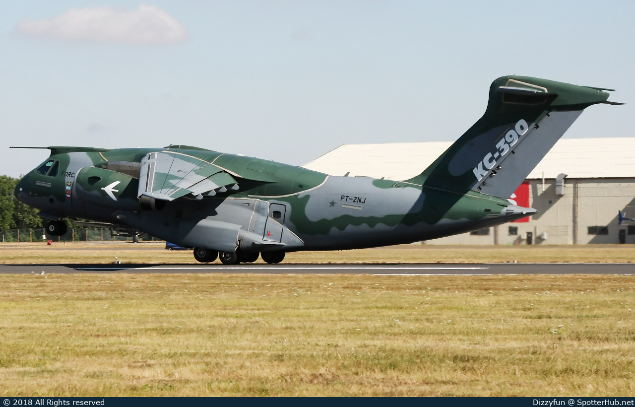 Photo of PT-ZNJ - Embraer KC-390 Millenium operated by Embraer