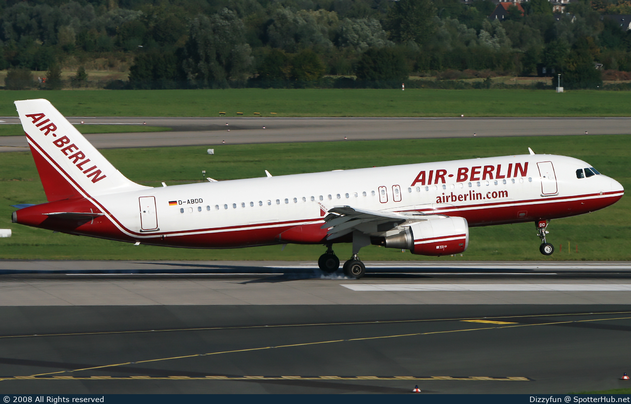 Photo of D-ABDD - Airbus A320-214 operated by Air Berlin