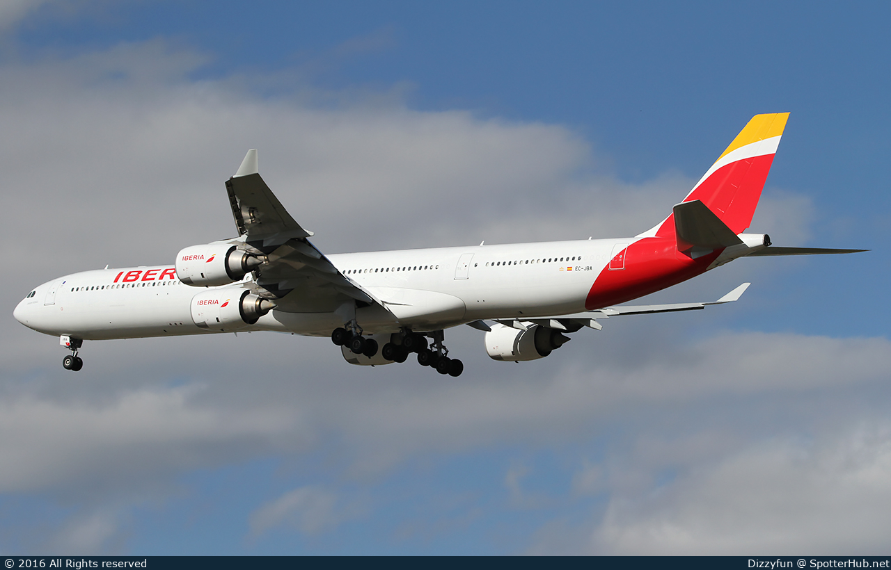 Photo of EC-JBA - Airbus A340-642 operated by Iberia
