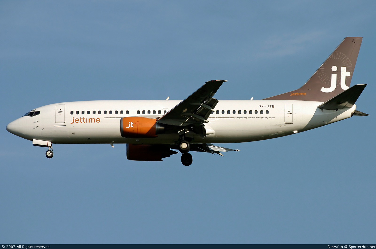 Photo of OY-JTB - Boeing 737-3Y0 operated by Jettime