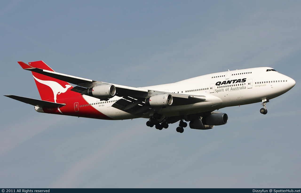 Photo of VH-OJJ - Boeing 747-438 operated by Qantas