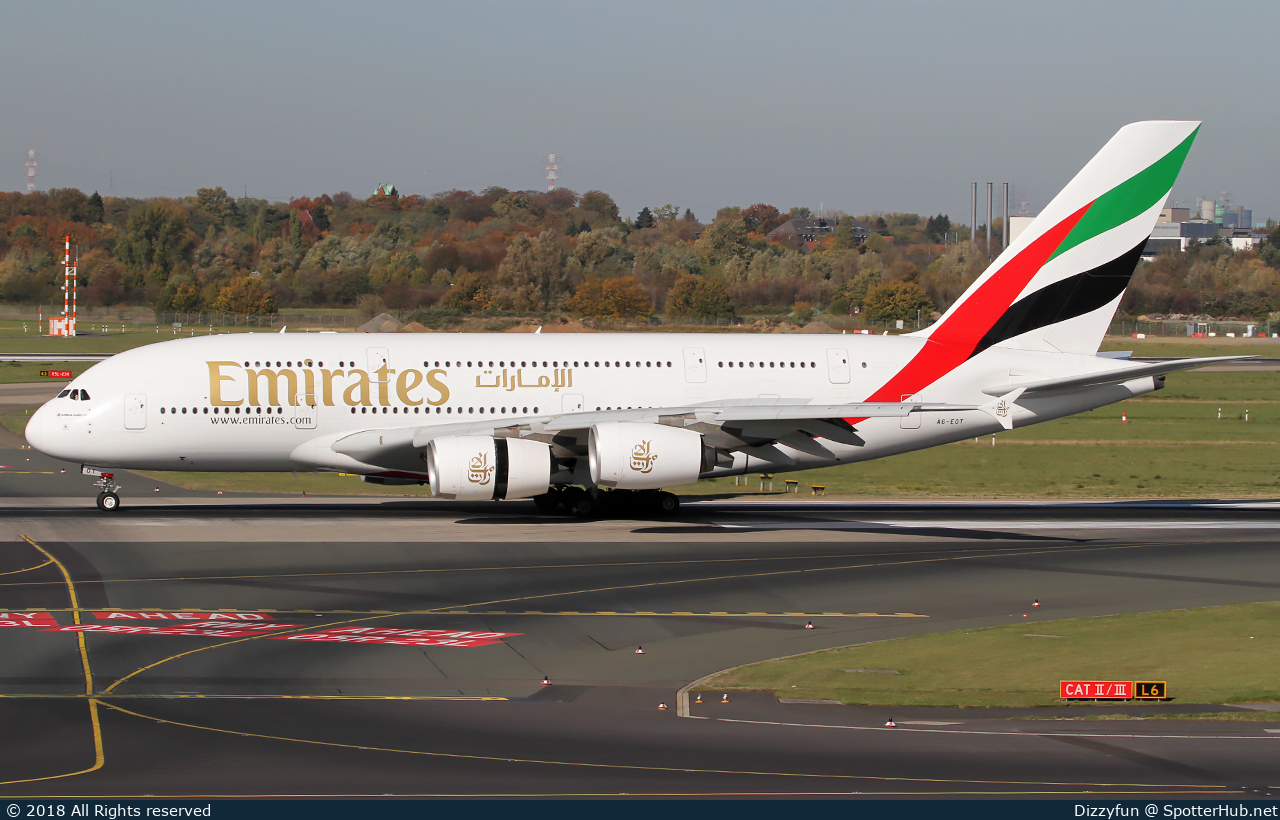 Photo of A6-EOT - Airbus A380-861 operated by Emirates
