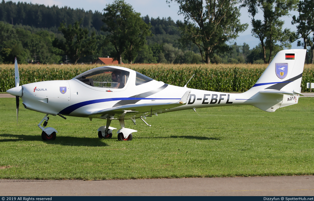 Photo of D-EBFL - Aquila A211 G operated by Fliegergruppe Leutkirch