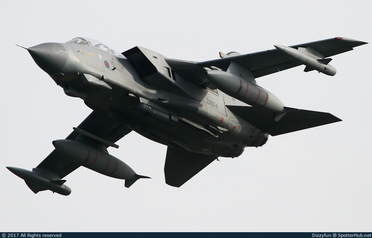 Photo of ZA554 - Panavia Tornado GR4 operated by Royal Air Force