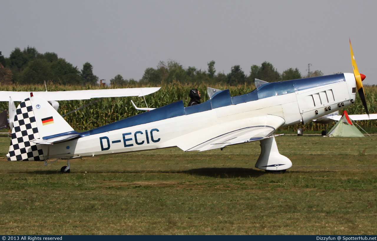 Photo of D-ECIC - Klemm Kl 35 D operated by Private
