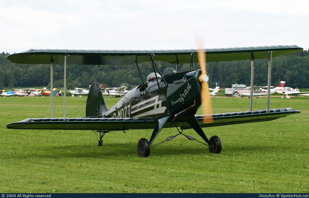 Photo of D-MOZT - Platzer Kiebitz B operated by Private
