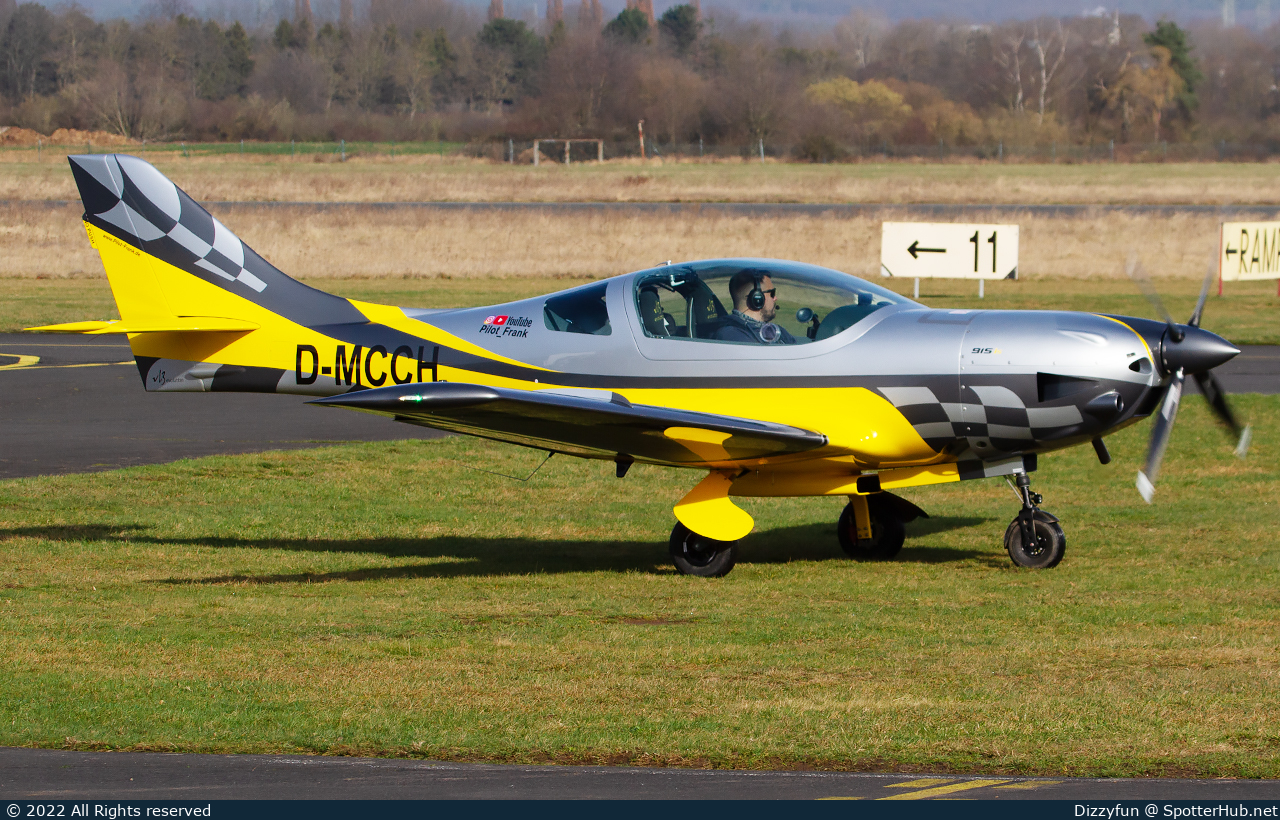 Photo of D-MCCH - JMB VL-3-Evolution RG operated by Private