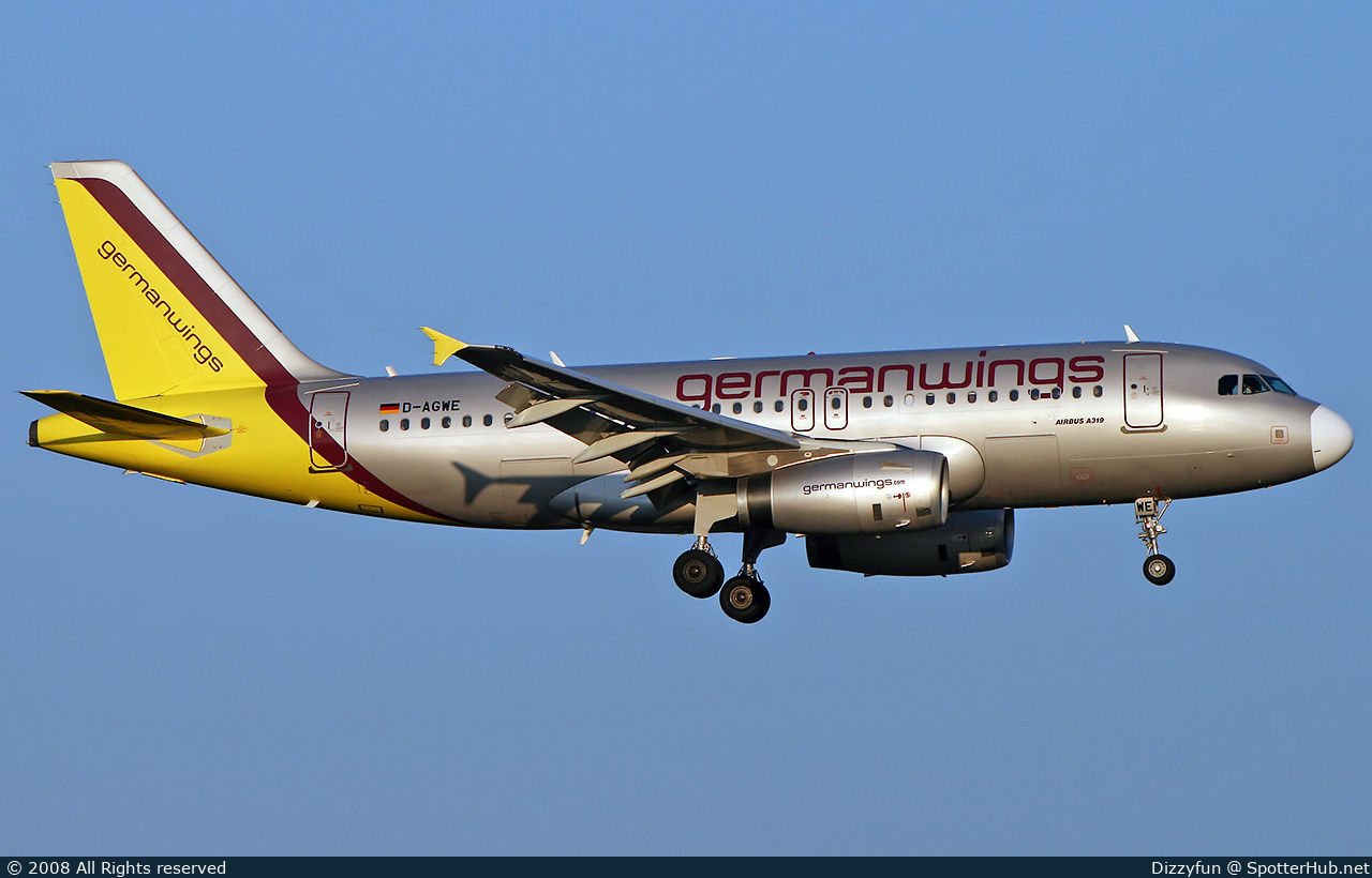 Photo of D-AGWE - Airbus A319-132 operated by Germanwings