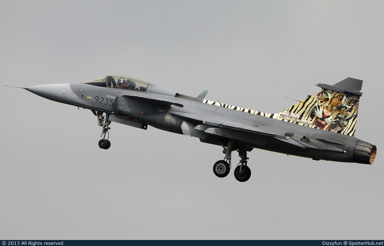Photo of 9235 - Saab JAS 39C Gripen operated by Czech Air Force