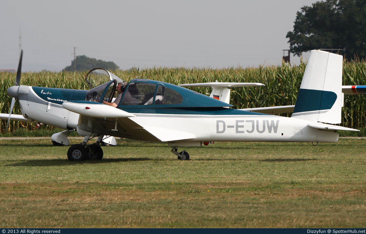 Photo of D-EJUW - Orličan L-40 Meta Sokol operated by Aero-Club Bad Nauheim