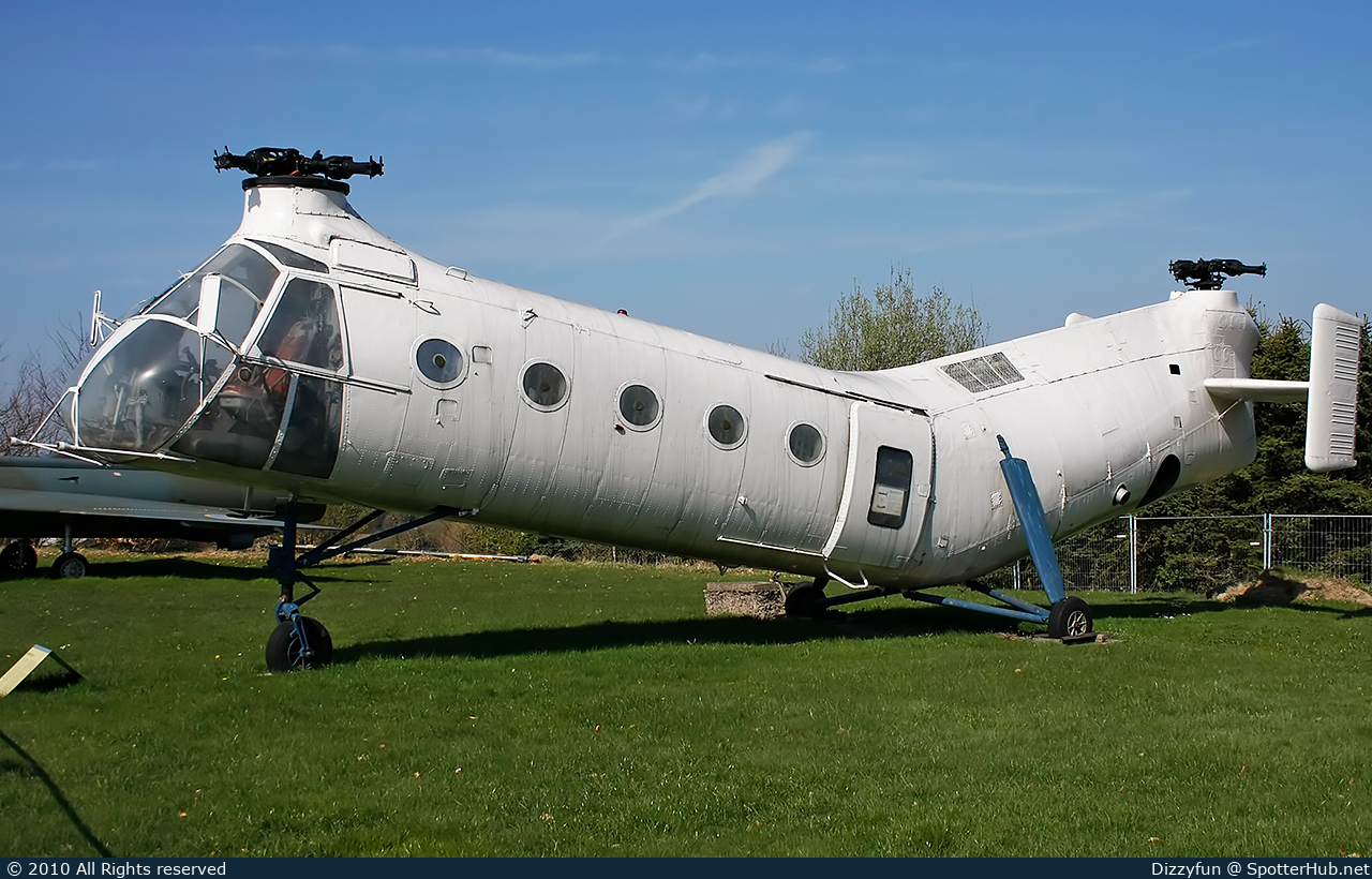 Photo of 83+11 - Piasecki H-21C Shawnee operated by German Army