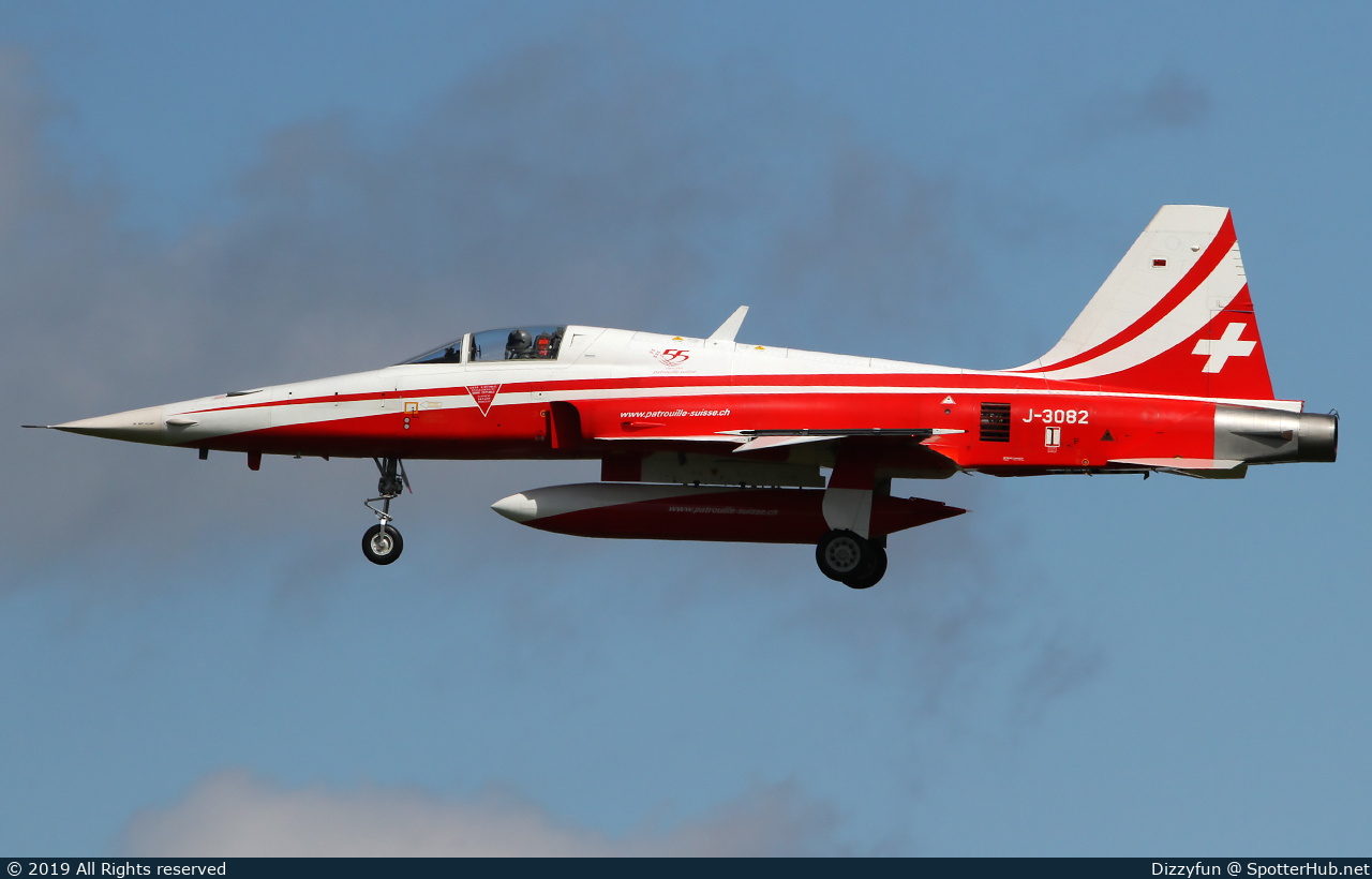 Photo of J-3082 - Northrop F-5E Tiger II operated by Swiss Air Force