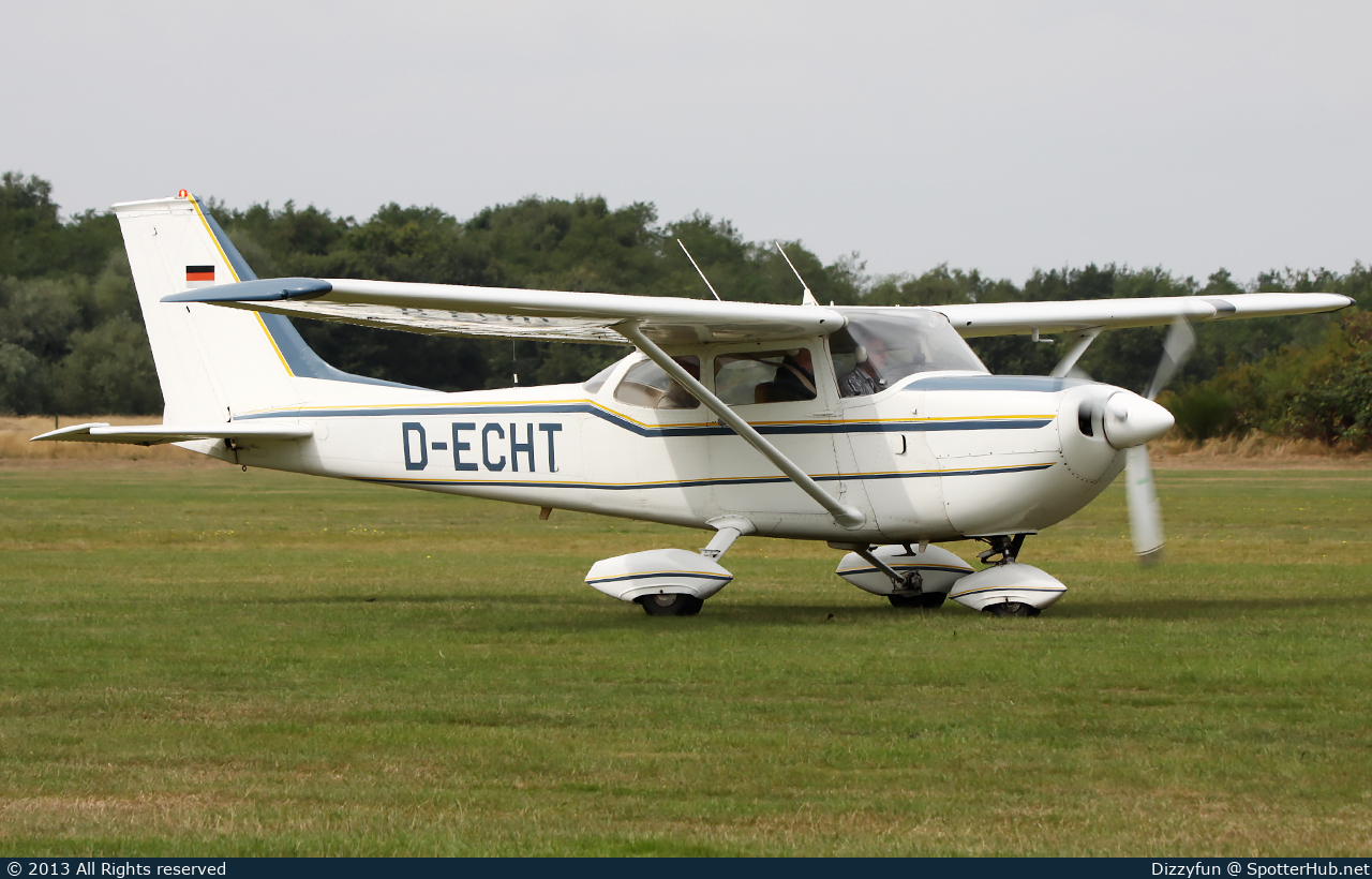 Photo of D-ECHT - Reims-Cessna F172H Reims Rocket operated by Private