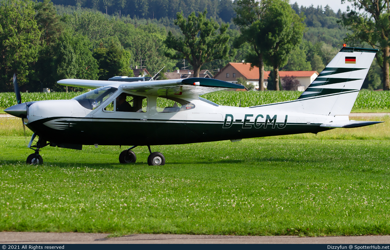 Photo of D-ECMJ - Reims-Cessna F177RG Cardinal RG operated by Private