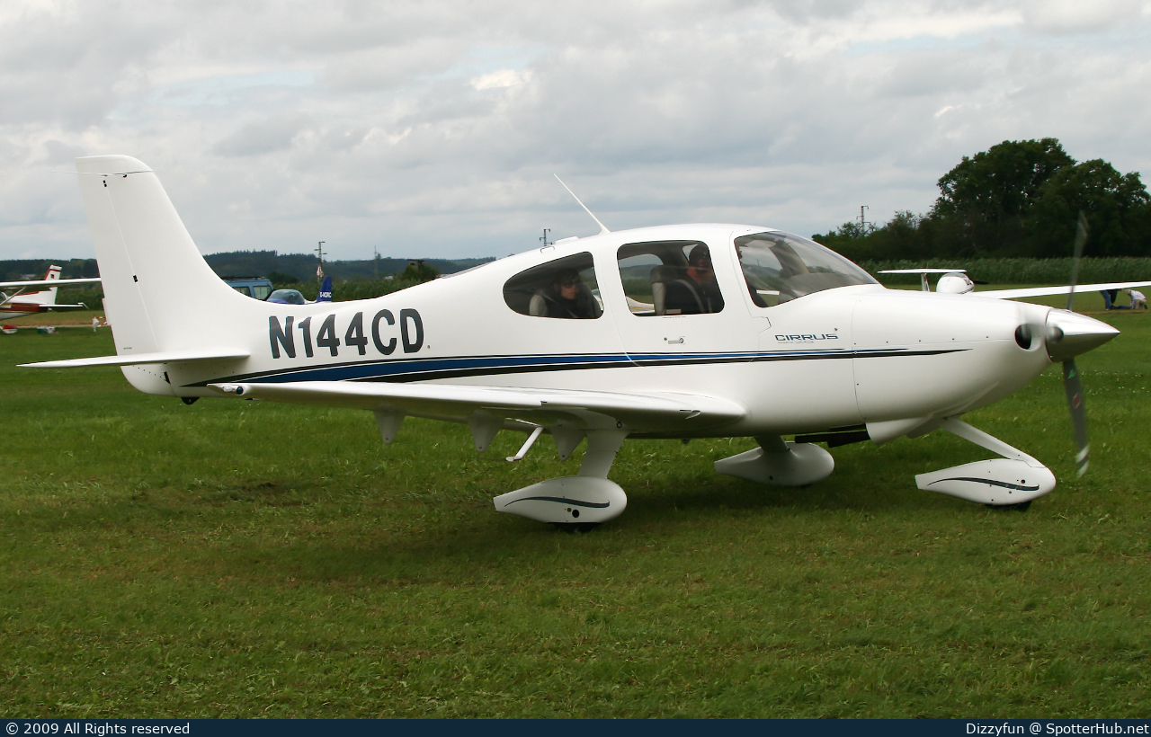Photo of N144CD - Cirrus SR20 G1 operated by Private