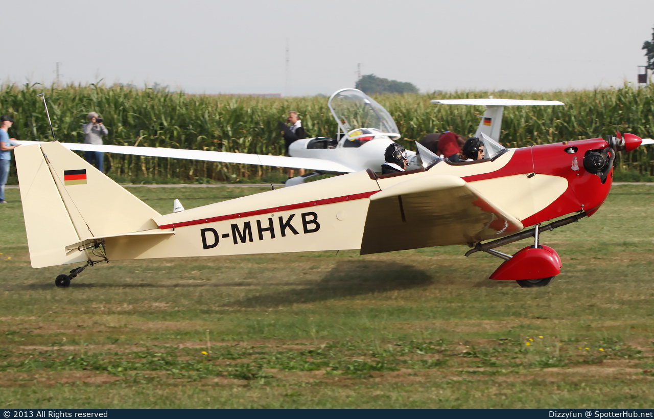 Photo of D-MHKB - Dallach D2 Sunrise operated by Private