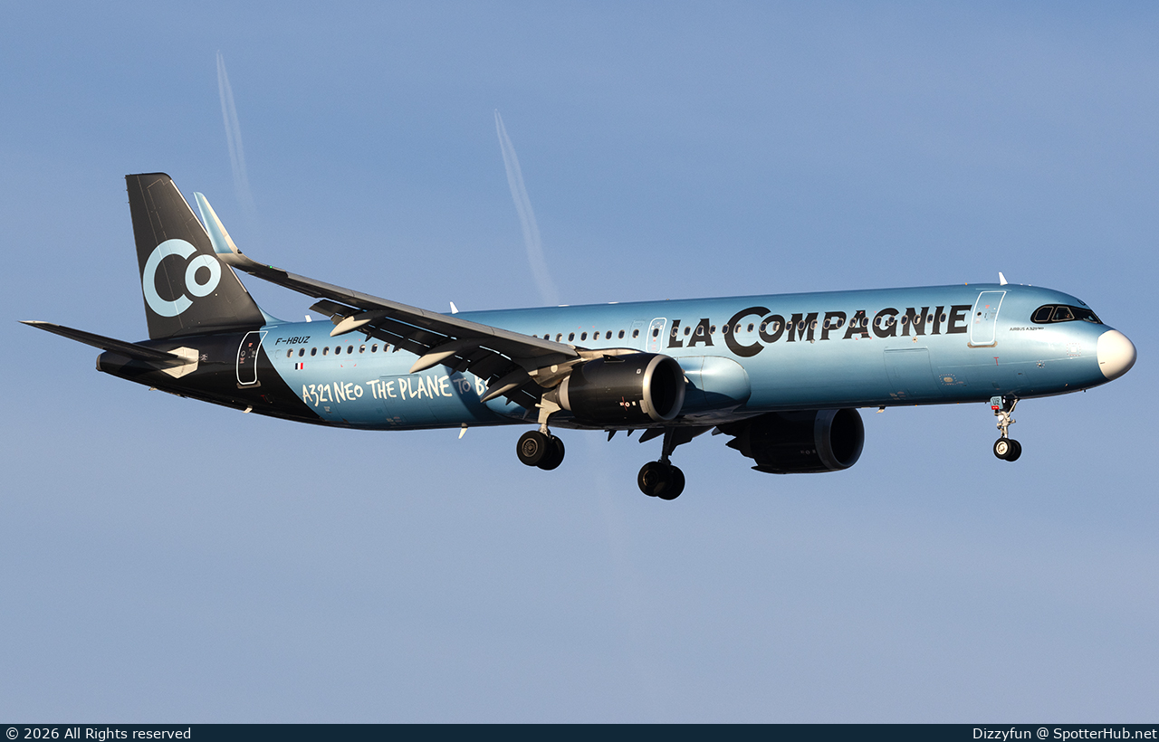 Photo of F-HBUZ - Airbus A321-252NX operated by La Compagnie