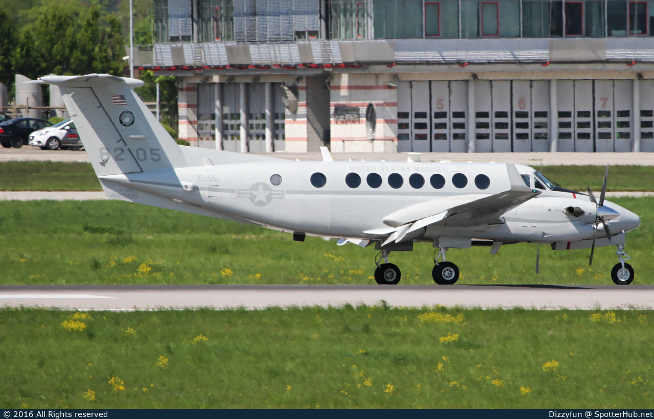 Photo of 168205 - Beechcraft UC-12W Huron operated by US Marine Corps