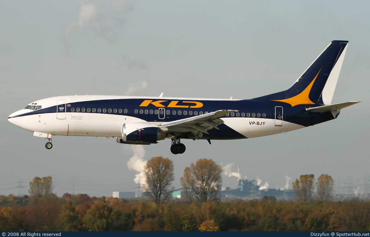 Photo of VP-BJY - Boeing 737-301 operated by KD Avia