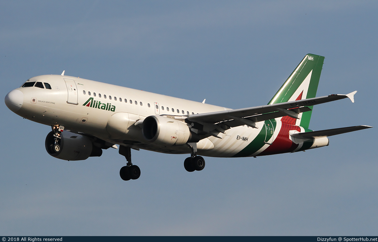 Photo of EI-IMH - Airbus A319-112 operated by Alitalia