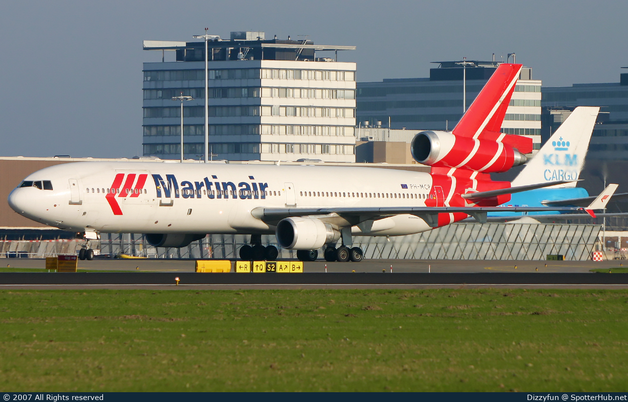 Photo of PH-MCP - McDonnell Douglas MD-11CF operated by Martinair