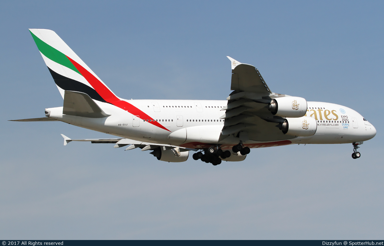 Photo of A6-EOJ - Airbus A380-861 operated by Emirates