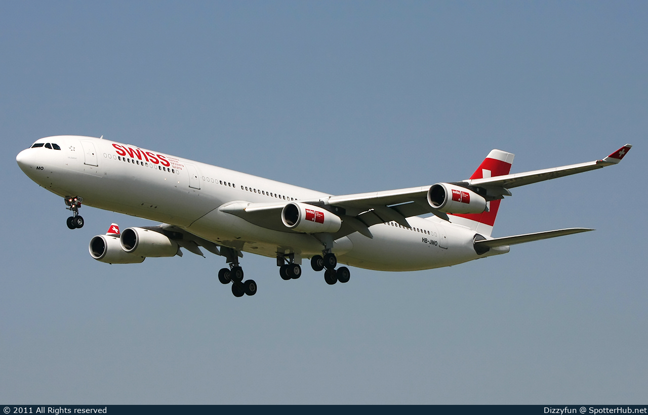 Photo of HB-JMO - Airbus A340-313 operated by Swiss International Air Lines