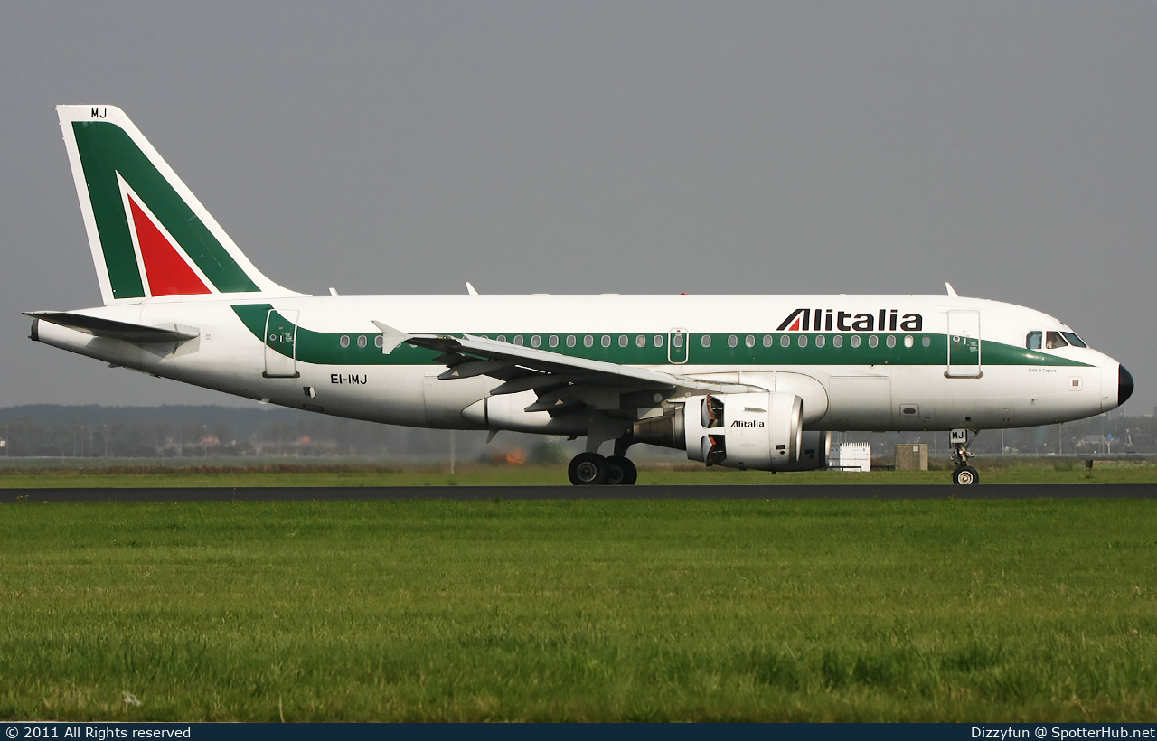 Photo of EI-IMJ - Airbus A319-112 operated by Alitalia