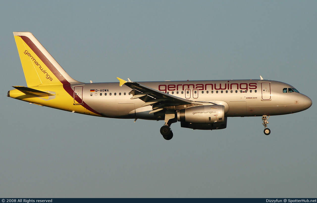 Photo of D-AGWA - Airbus A319-132 operated by Germanwings