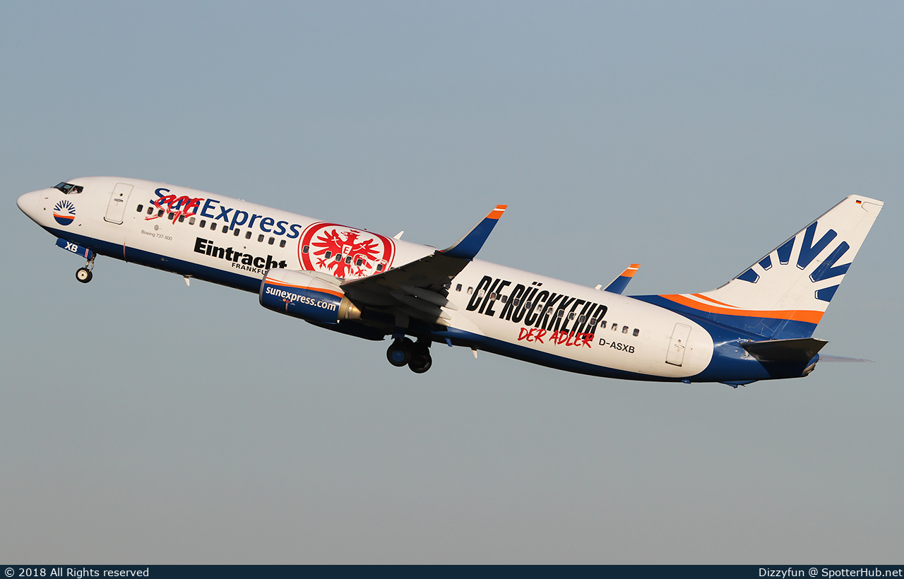 Photo of D-ASXB - Boeing 737-8Z9 operated by SunExpress Germany