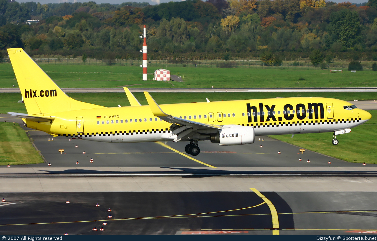 Photo of D-AHFS - Boeing 737-8K5 operated by Hapag-Lloyd Express