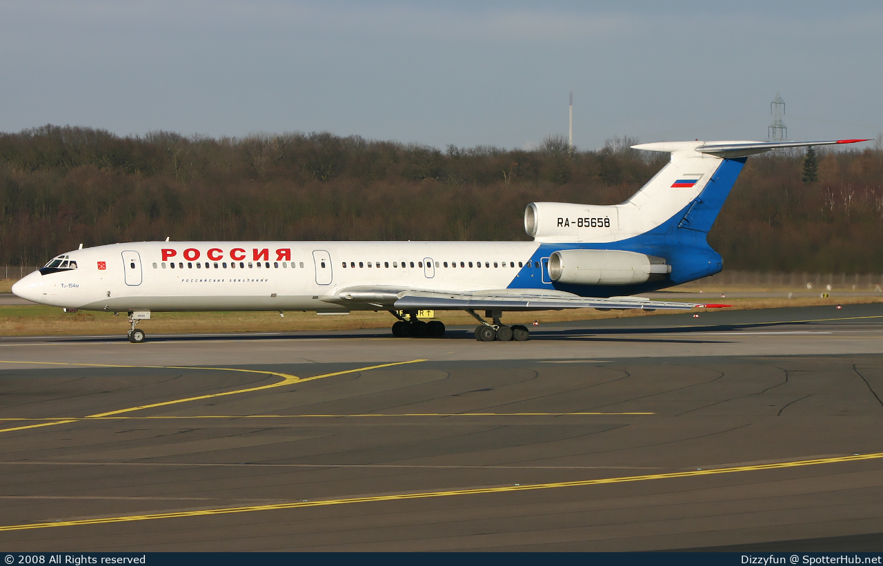 Photo of RA-85658 - Tupolev Tu-154M operated by Rossiya Airlines