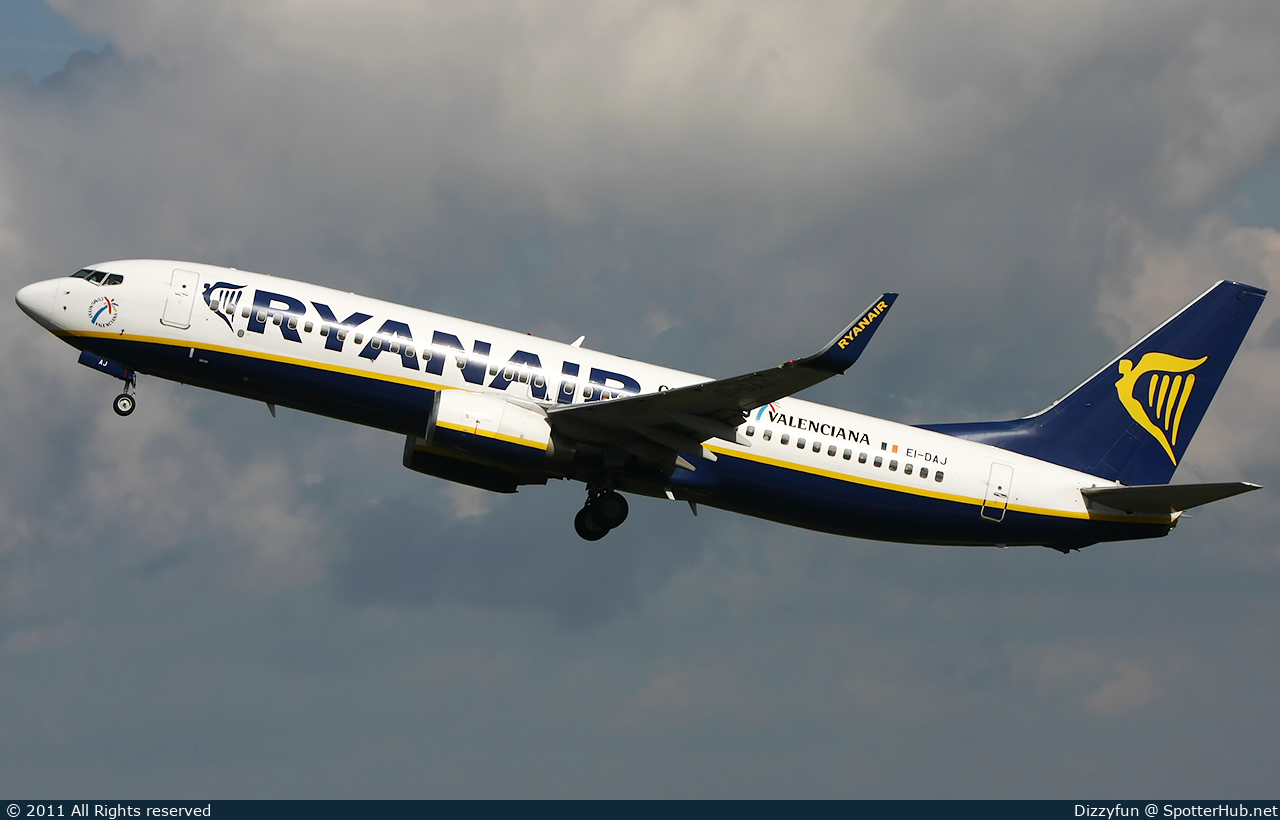 Photo of EI-DAJ - Boeing 737-8AS operated by Ryanair