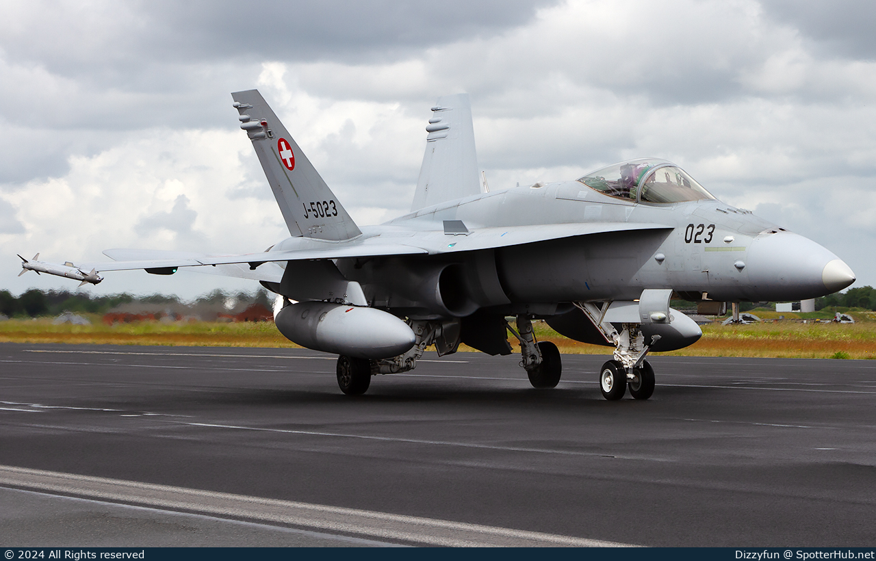 Photo of J-5023 - McDonnell Douglas F/A-18C Hornet operated by Swiss Air Force
