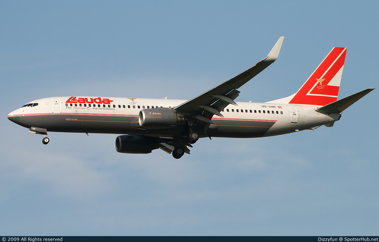 Photo of OE-LNR - Boeing 737-8Z9 operated by Lauda Air